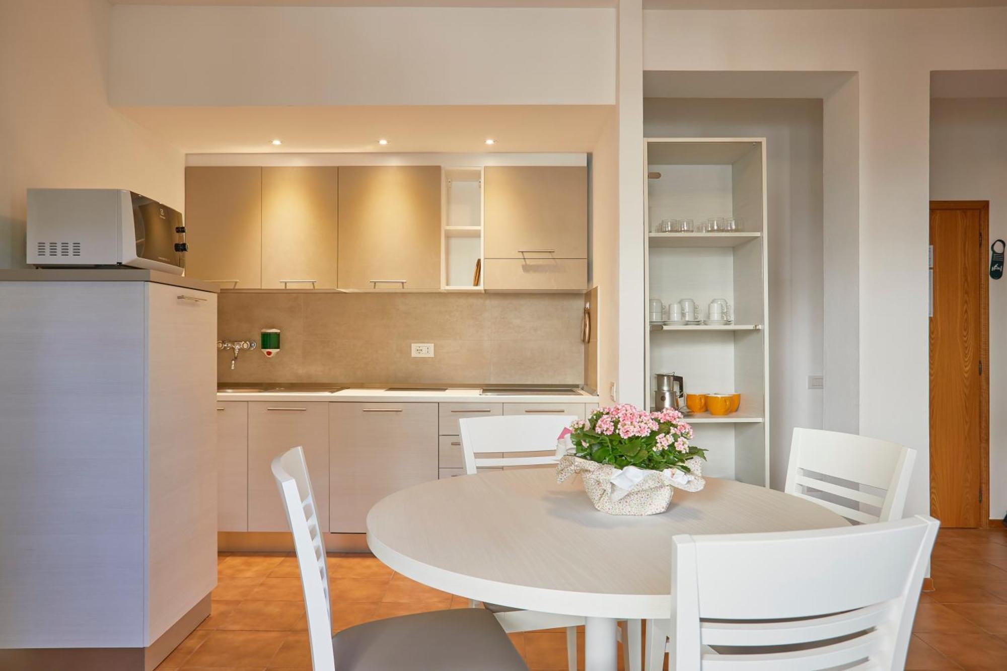 Residence Piccolo Милано Мартима Екстериор снимка