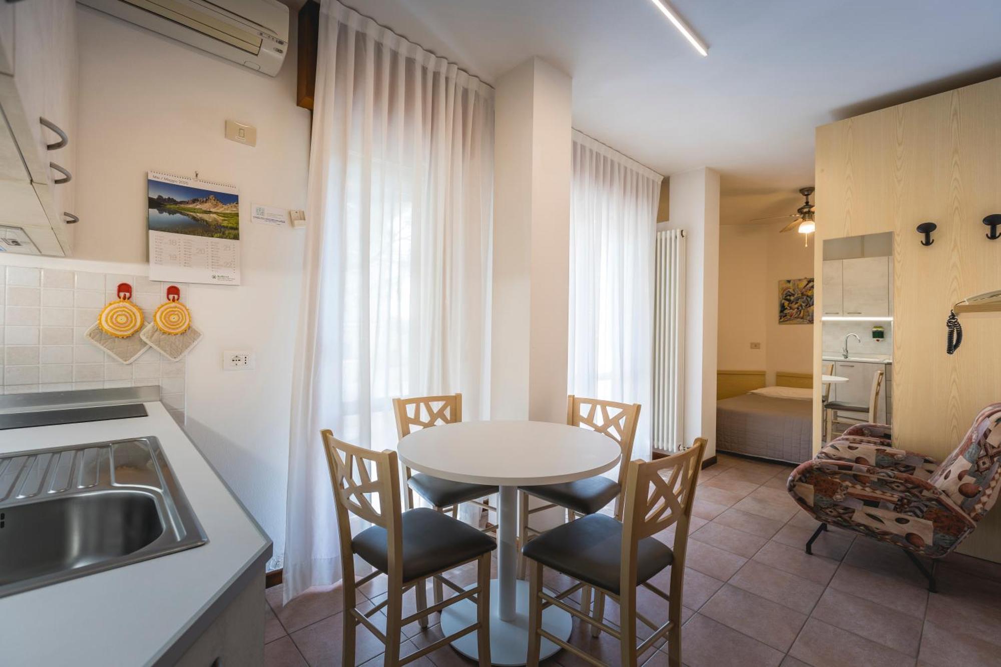 Residence Piccolo Милано Мартима Екстериор снимка