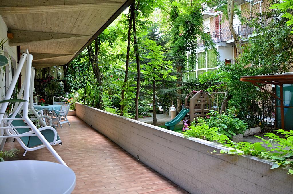 Residence Piccolo Милано Мартима Екстериор снимка