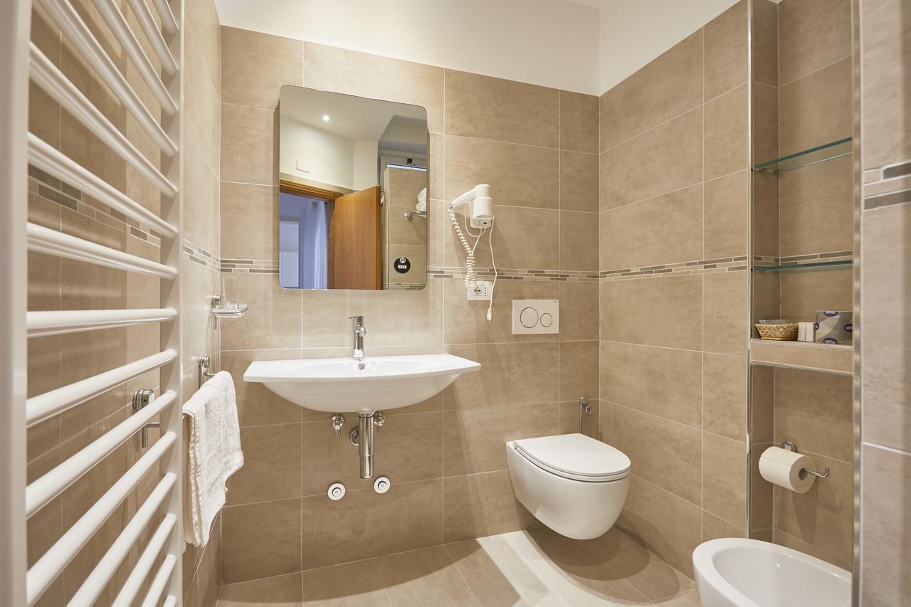 Residence Piccolo Милано Мартима Екстериор снимка