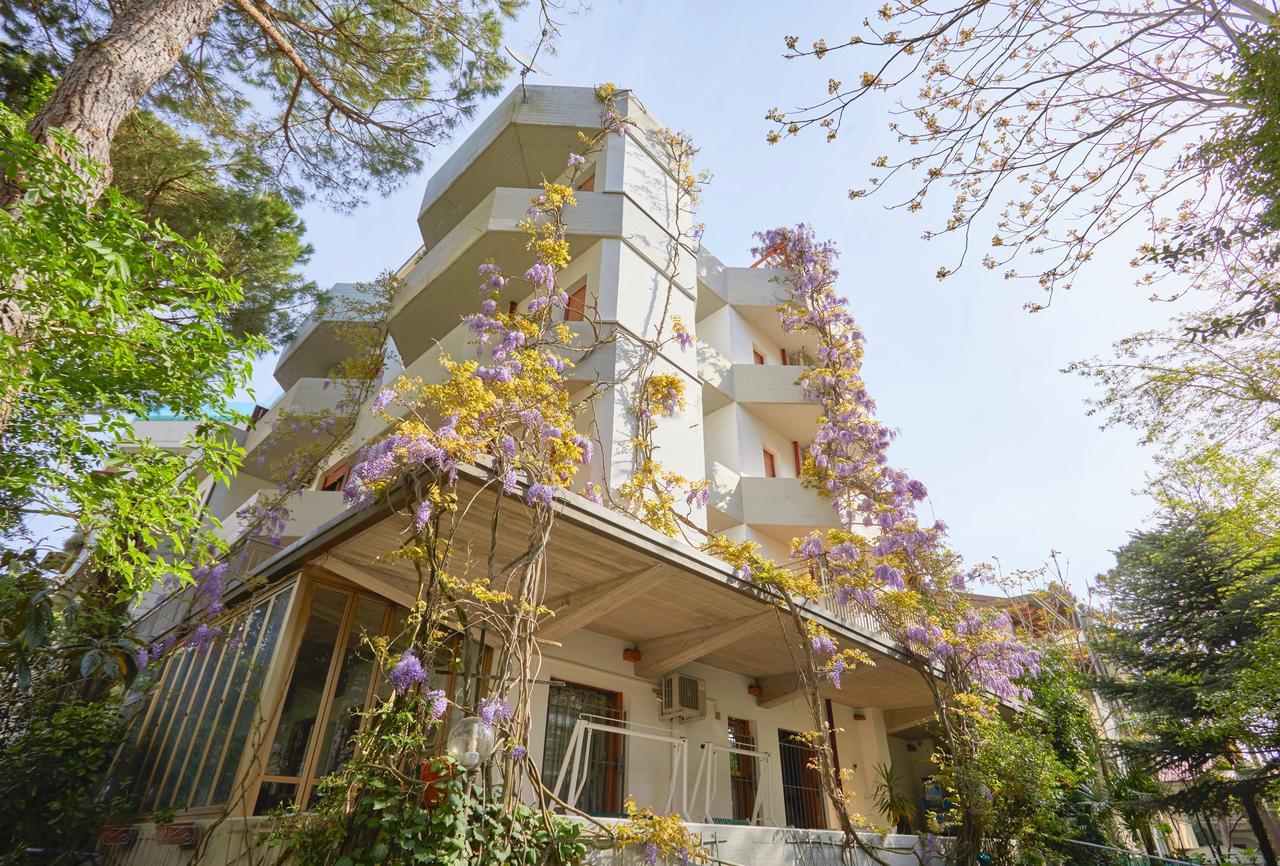 Residence Piccolo Милано Мартима Екстериор снимка